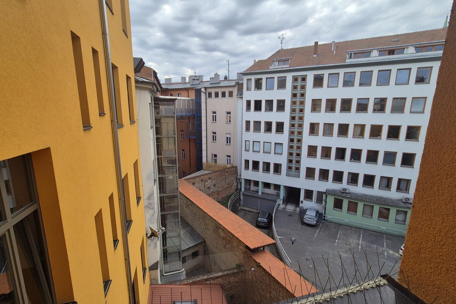 web-20260825_092804